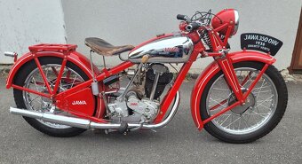Jawa 350 ohv, rok 1936, odkryté ventily - 2