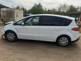 Ford S-Max 1.6 118 kw EcoBoost manuál 2015 - 2
