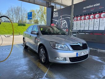 Škoda Octavia 2.0 tdi / 103 kW - 2