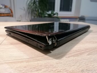 Herní ASUS F550V - Intel i5 7300HQ, nVidia GTX 950m, 8GB RAM - 2
