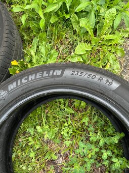 Sada letních pneu Michelin Primacy 4 - 235/50 R19 - 2