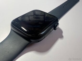 Apple Watch 8 45mm Temně inkoustový hliník - 2
