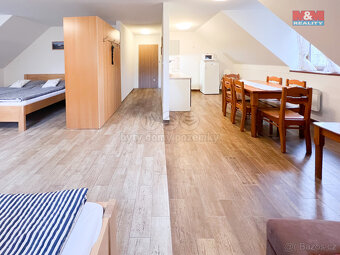 Prodej rodinného domu, 254 m², Stožec - 2