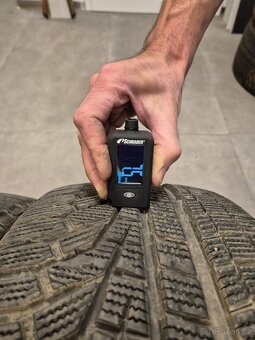 Hankook Winter icept evo2 245/40 R19 zimní - LETNÍ CENA - 2