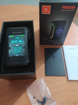 Geek vape 200w - 2