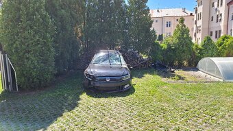 VW Passat b8 2.0 Tdi 140 kW 4x4 - 2