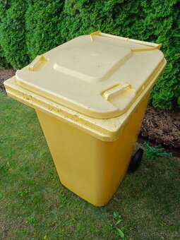 Popelnice na plasty 240 l - 2