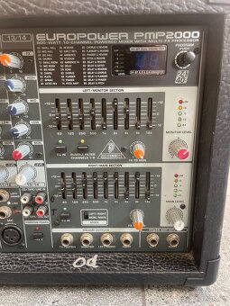 Powermix Behringer PMP 2000 - 2