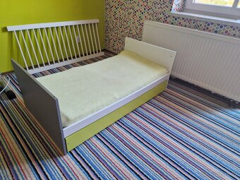 Rostoucí dětská postýlka 70x140cm s úložným prostorem - 2