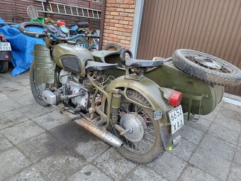 Dněpr,Ural MW 650 s pohonem sidecaru - 2
