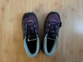 Dívčí outdoorové boty zn. Salomon - vel. 35 - 2