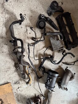 prodam nahradni dily na audi a6 4f rok 2004 a vys 3.0tdi - 2