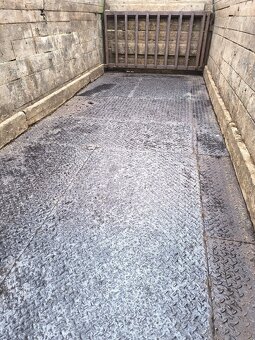 Přepravník dobytka - 2