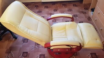 Kožené, elektrické masážní a polohovací křeslo - 2