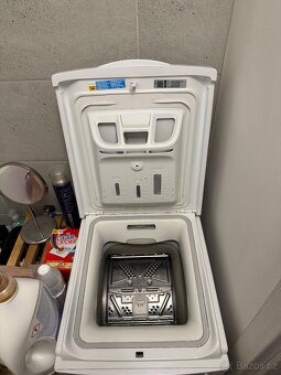 Pračka Indesit - 2