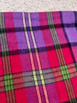 Šála Esmara NOVÁ - 2