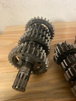 převodovka husqvarna 125 - 2