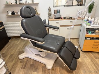 Pedikérské třímotorové křeslo - 2