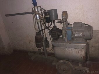 Dojící zařízení - 2