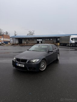 BMW e90 330i - 2