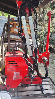 Plotostřih s hydraulickým ramenem ALM80 - 2
