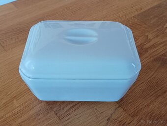 PORCELÁNOVÁ ZAPÉKACÍ DÓZA - 2
