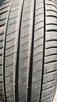 Michelin 215/60 R17 - 2
