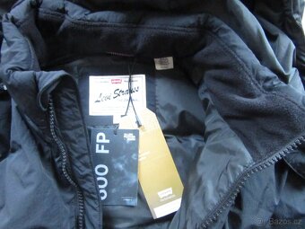 PRODÁM NOVOU DÁMSKOU PÉŘOVOU BUNDU VEL.XL ZN.LEVIS - 2