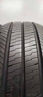 Jako nové 215/65/15C Continental VanContactEco 2022, 8.5mm. - 2