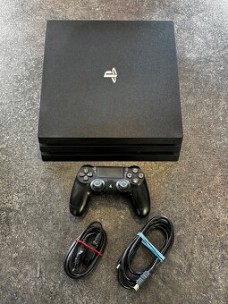 Sony PlayStation 4 Pro 1TB + ovladač - 2