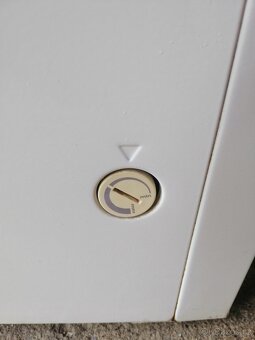 PULTOVÝ MRAZÁK GORENJE - 2