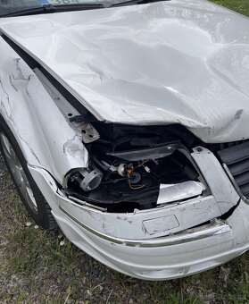 Volkswagen 1999 – pojízdný, vhodný na náhradní díly - 2