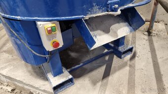 Míchačka na beton elektrická 800 L pronájem - 2