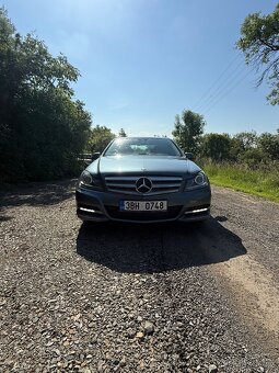 Mercedes-Benz C220 CDI, rv 2011, 1. Majitel, Automat 7G. - 2