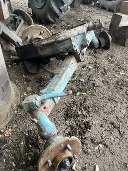 Prodám originál nápravu na ZETOR25A-4500,-- - 2