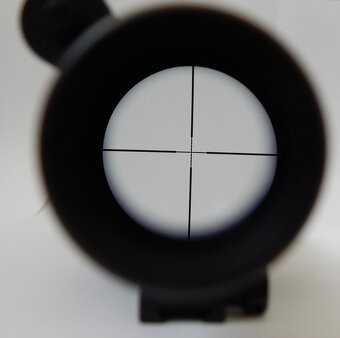 Puškohled krátký s laserem zeleným 2.5-10x40 - 2