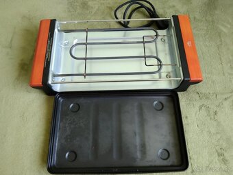 Gril ETA Vital 1162 90000 černý/dřevo - 2