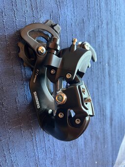 Zadní přehazovačka Shimano - 2