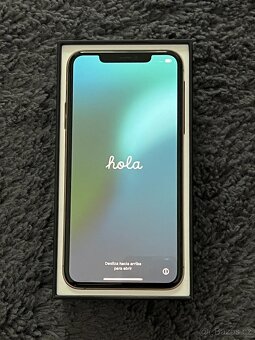 iPhone 11 pro max 64GB zlatý - 2
