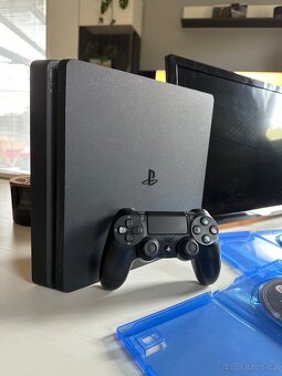 PS4 + TV - 2
