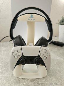 Stojan PS5 na Sony sluchátka a joystick - 2