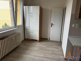 Nabízíme pronájem bytové jednotky 3+1, v ulici Kyjická 4650, - 2