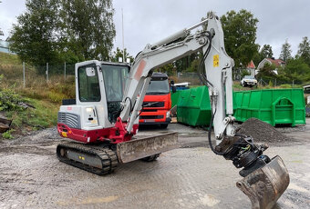 Takeuchi TB235 - 2