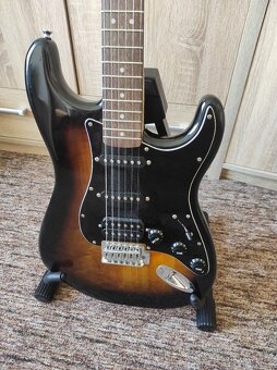 Fender Squier Stratocaster Affinity HSS - 2