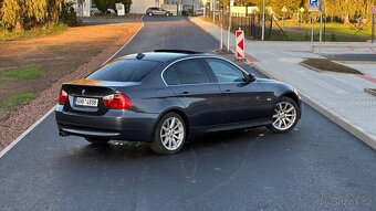 BMW e90 325i automat - 2