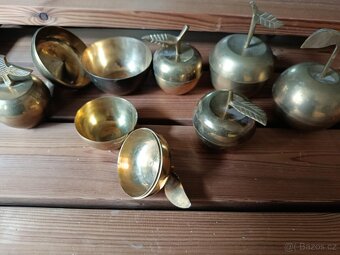 Sada mosazných jablek - 2