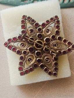 Prodám brož české granáty - 2