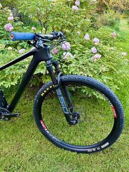 Skvělé závodní karbonové ultra lehké kolo OG Evkin, 29",M r - 2