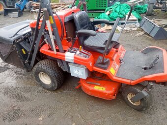 zahradní traktor, sekačka, dieselová sekačka, - 2