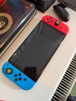 Nintendo Switch OLED + Ring Fit + Obal + kovové pouzdro+ - 2